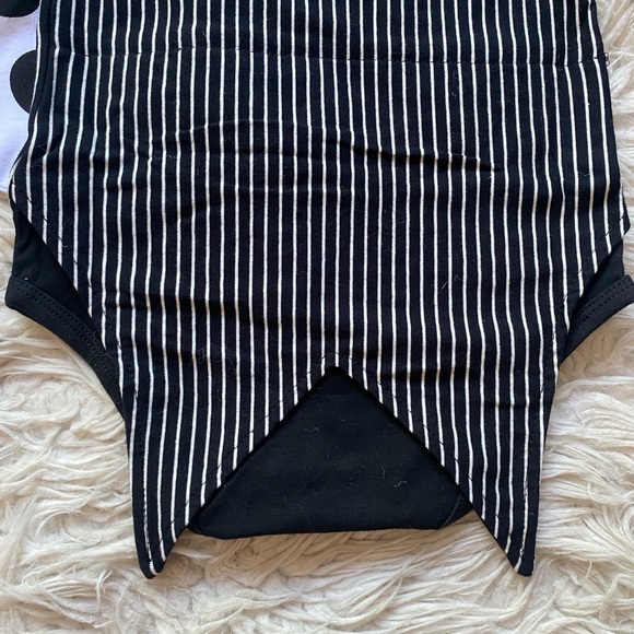 NEW Jack Skellington onsie with back flap, bow tie and matching hat. Halloween - Picture 4 of 5